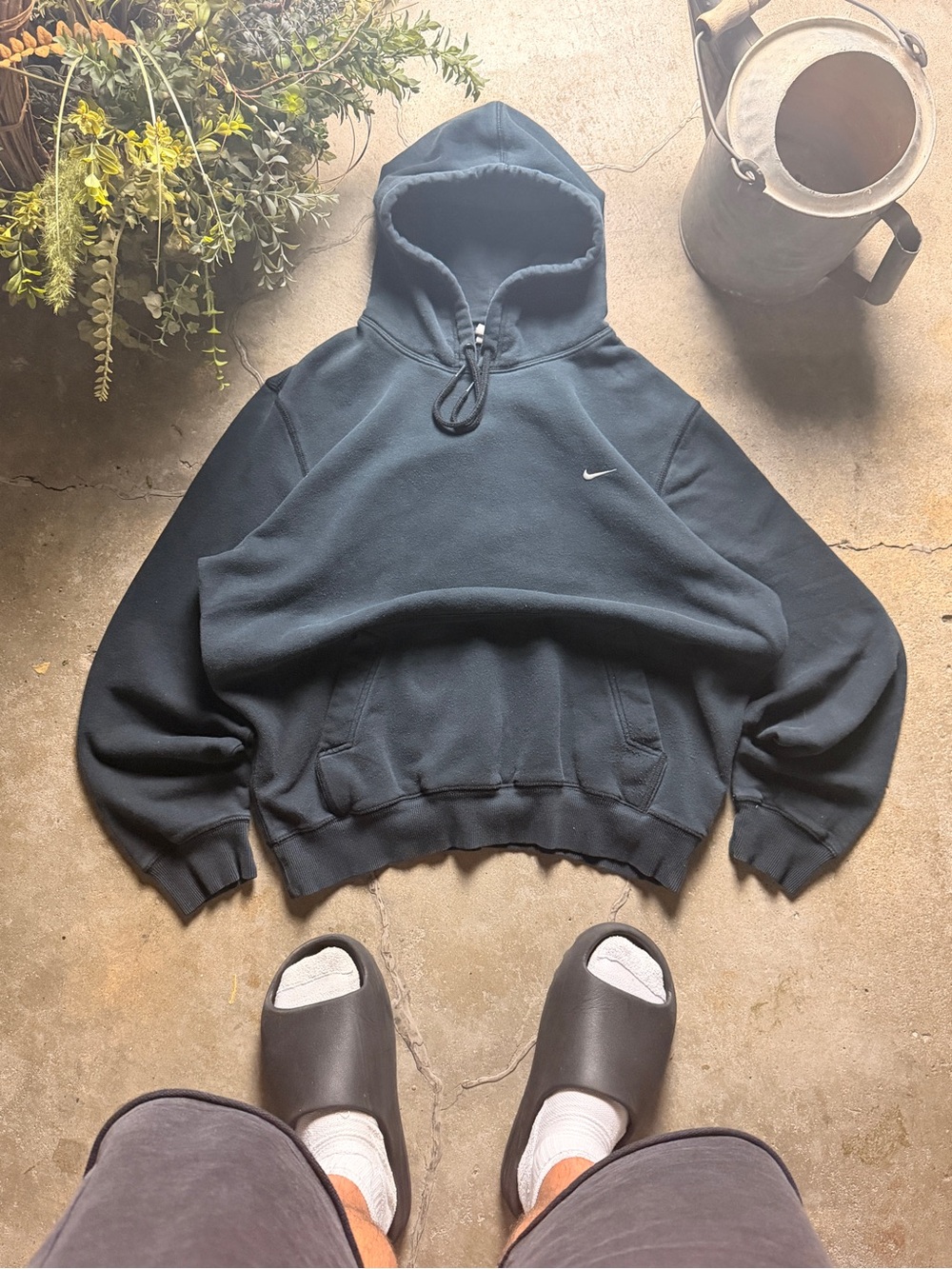 Nike Women’s Black Pullover Hoodie Sweatshirt